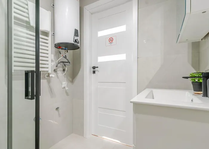 Szobiszowicka Modern By Bookinghost غليفيتسه